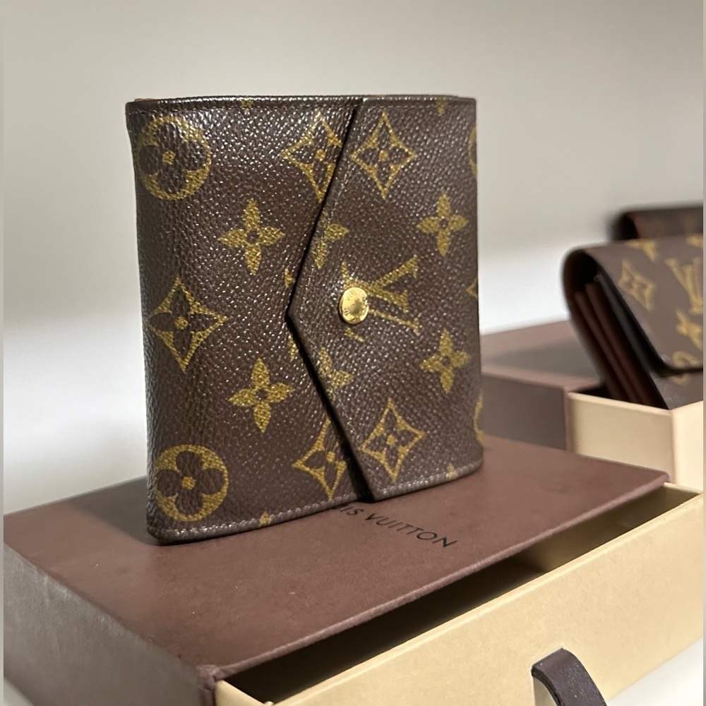 LOUS VUITTON Double Snap Monogram Wallet